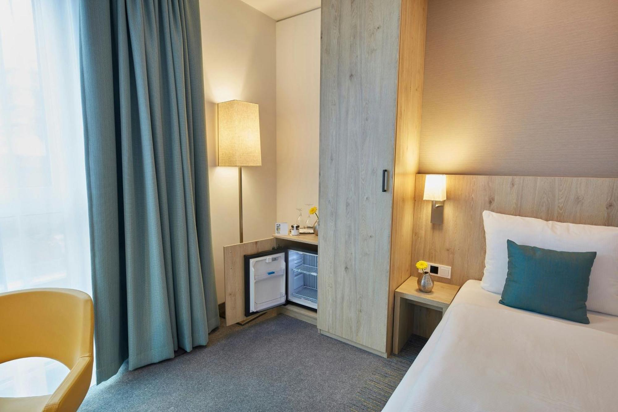 Four Points Flex By Sheraton Бохум Экстерьер фото